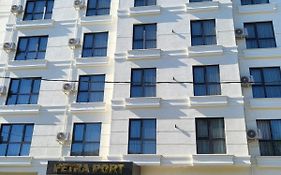 Petra Port